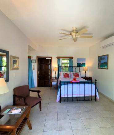 Virgin Islands Hotels with balcony attached